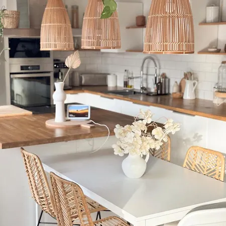 Cinta, Piscine Chauffee, 5 Min De La